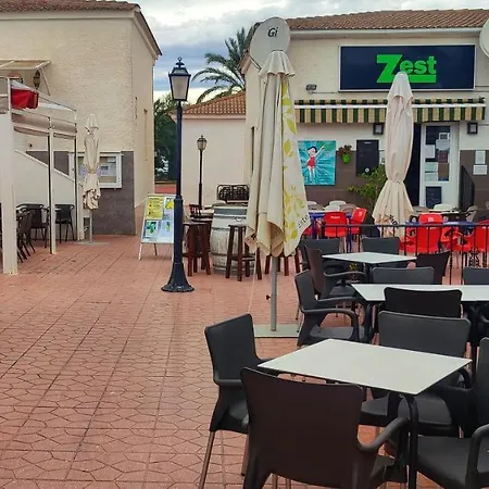 Deluxe Urbanización Privada En Playa Con Piscina, Totalmente Equipado Сasa de vacaciones